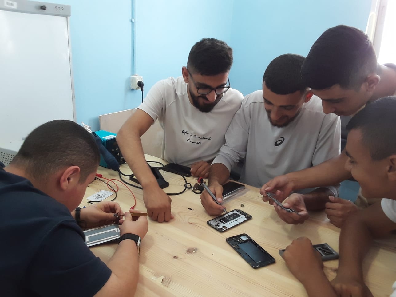 In order not to forget, we are launching training programs to technically and professionally qualify the youth of Jeneim.