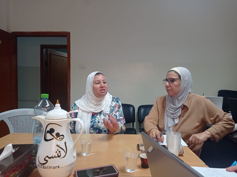 A visit by a delegation from the Palestinian Working Women's Association to the "Not to Forget" Association